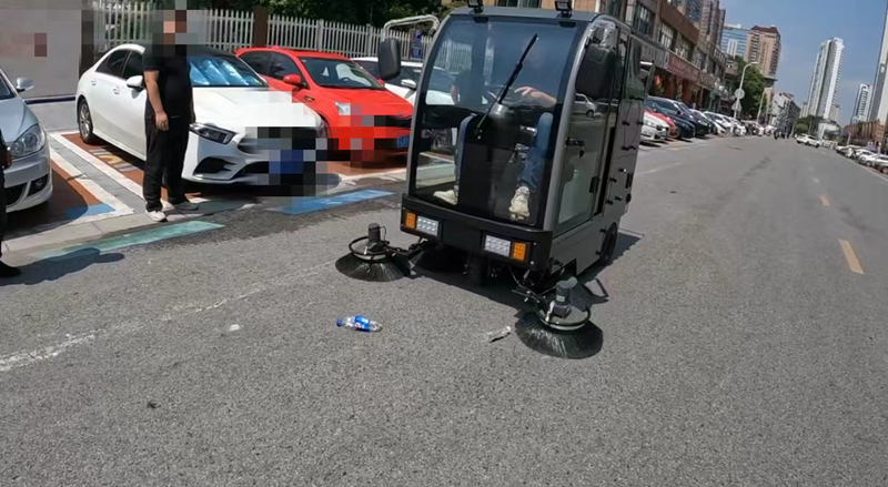 掃地車怎么樣？